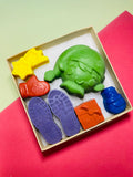"I'm Back!" Elf Crayon Set